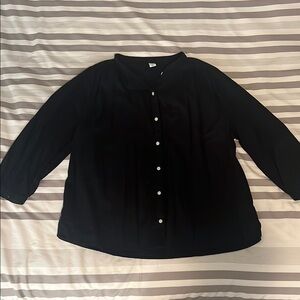 Old Navy Black 3/4 Sleeve Boxy Button Down Shirt
